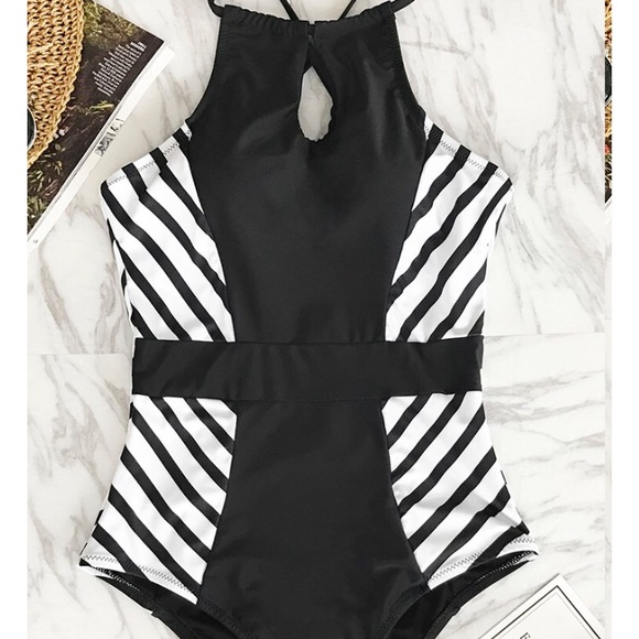 cupshe black and white one piece